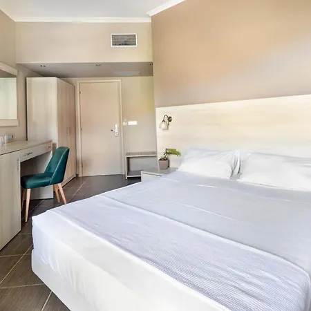 Elena Otel Kíssamos