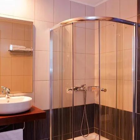 Elena Hotel 3*