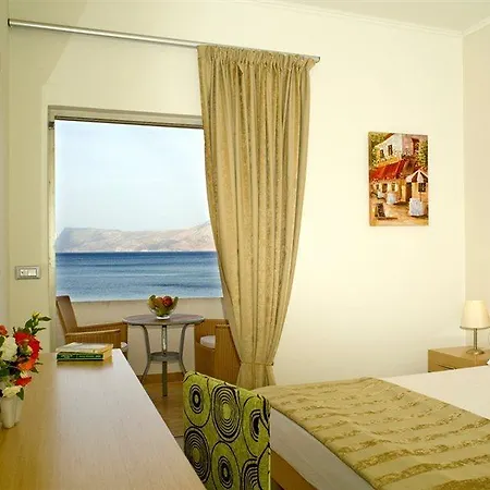 Hotel Elena 3*
